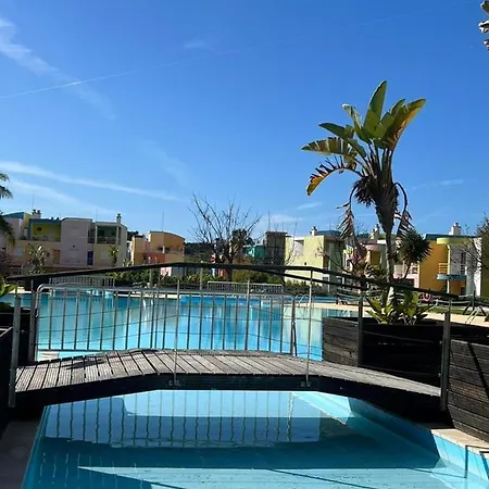 Colorful Cozy View 아파트 *